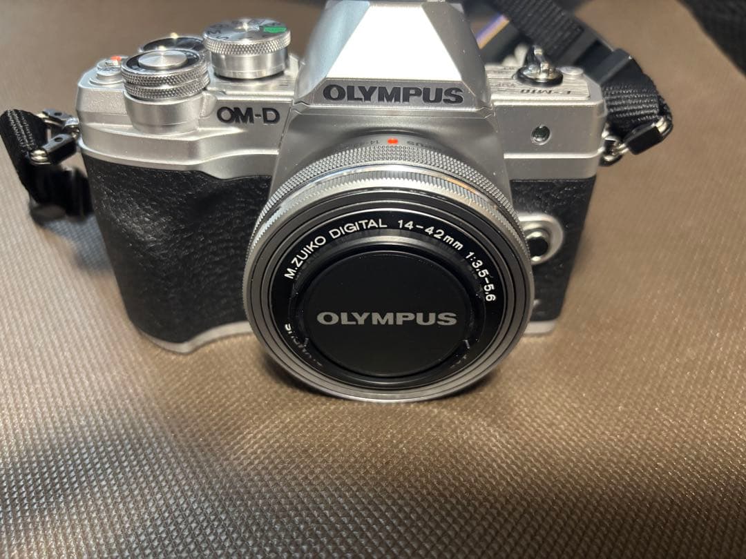 Olympus E-M10 Mark IV フィルムカメラ