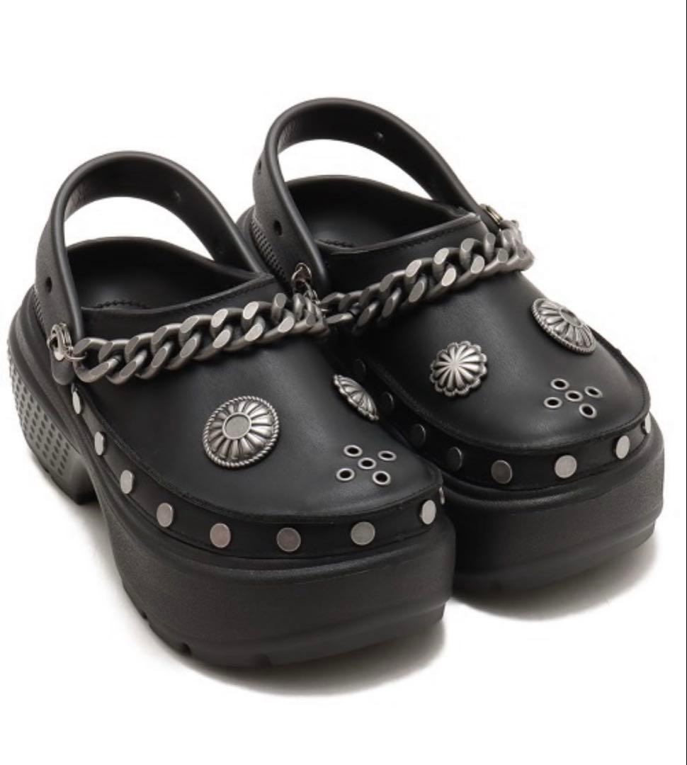 crocs Stomp Embellished Clog / クロックス