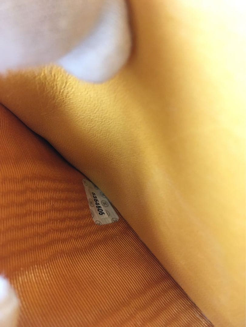 シャネル　キャビアスキン　長財布　ポーチ