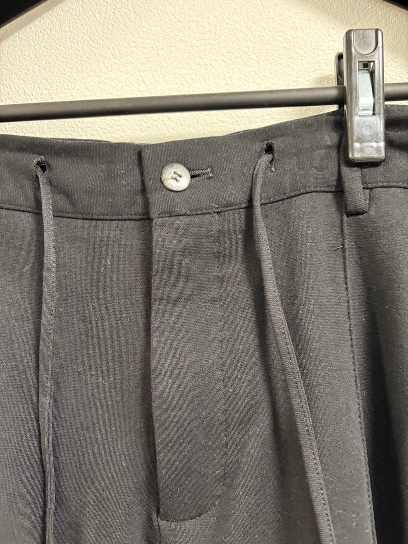 【美品】ジャブスアルキヴィオ 48 マサッチョ ブラック パンツ