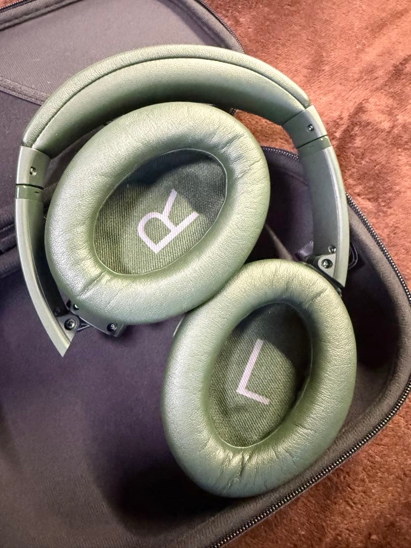 ち*ん様 Bose 3508 ワイヤレスヘッドホン グリーン