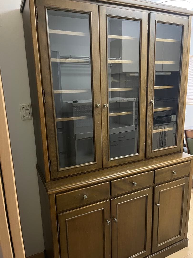 木製食器棚 ガラス扉付き ブラウン