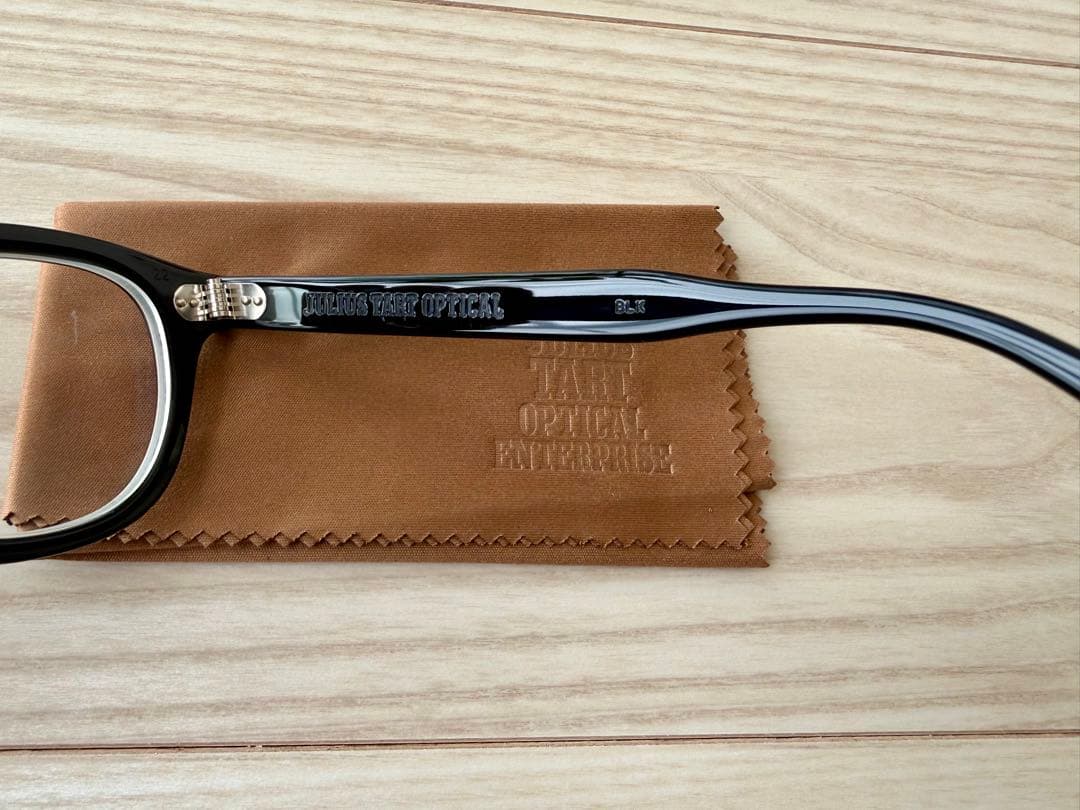 最終値 JULIUS TART OPTICAL AR 46 22 BLACK