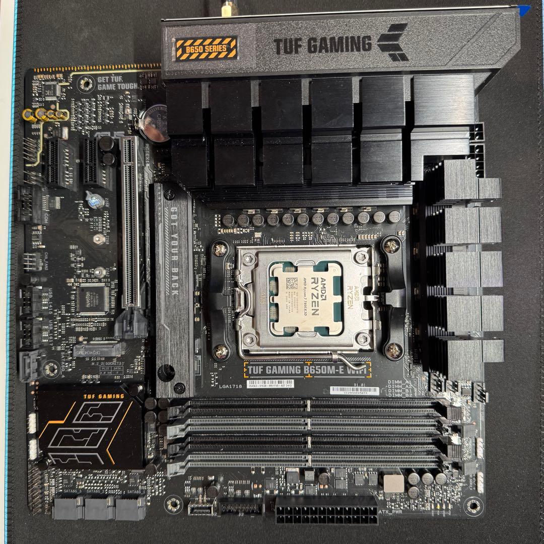 Ryzen 5 7600X と B650M-E WIFIのセット