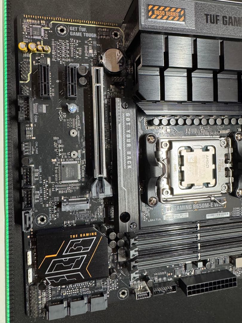 Ryzen 5 7600X と B650M-E WIFIのセット