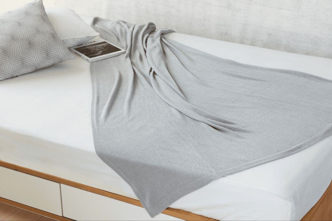 プウアボーテ　プレケット　おやすみソックス（1足、MorLサイズ）つき