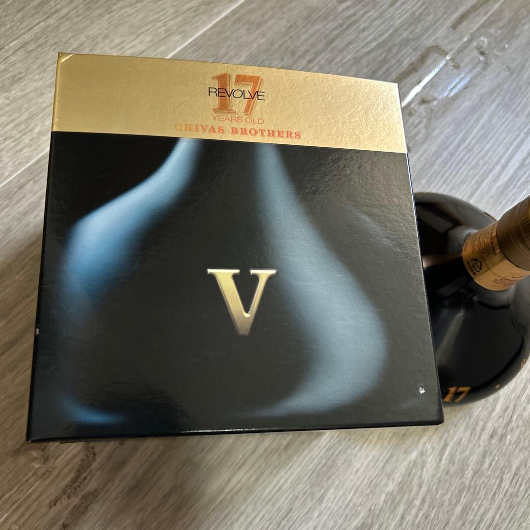 CHIVAS BROTHERS 17 YEARSOLD REVOLVEリボルブ