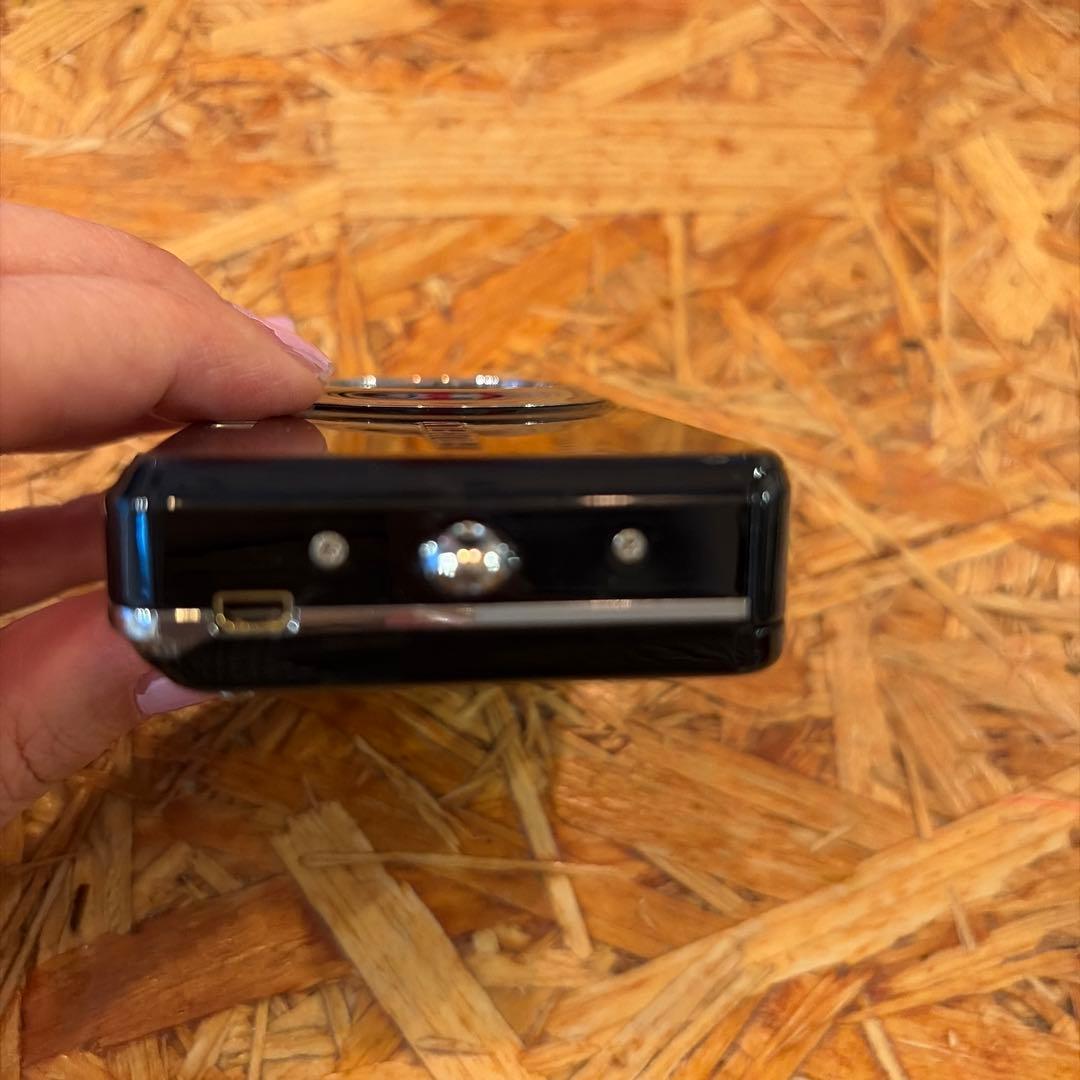 FUJIFILM 12.2メガピクセル デジタルカメラ