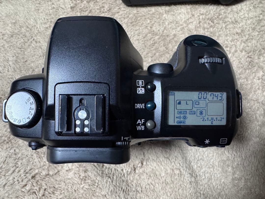 Canon EOS D60 バッテリーグリップ　ストロボ、レンズ付