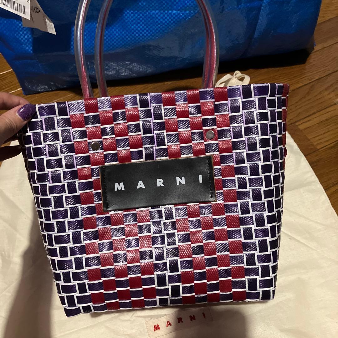 Sara* 夏服セール中です 美品☆マルニ marni フラワーカフェ