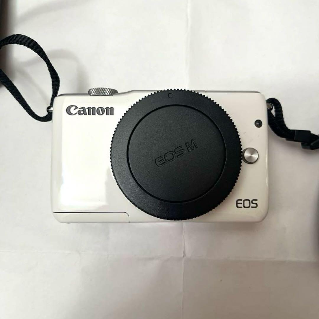 L*g様 Canon eos m10 キャノン　ミラーレスカメラ　レンズ　白　ホ