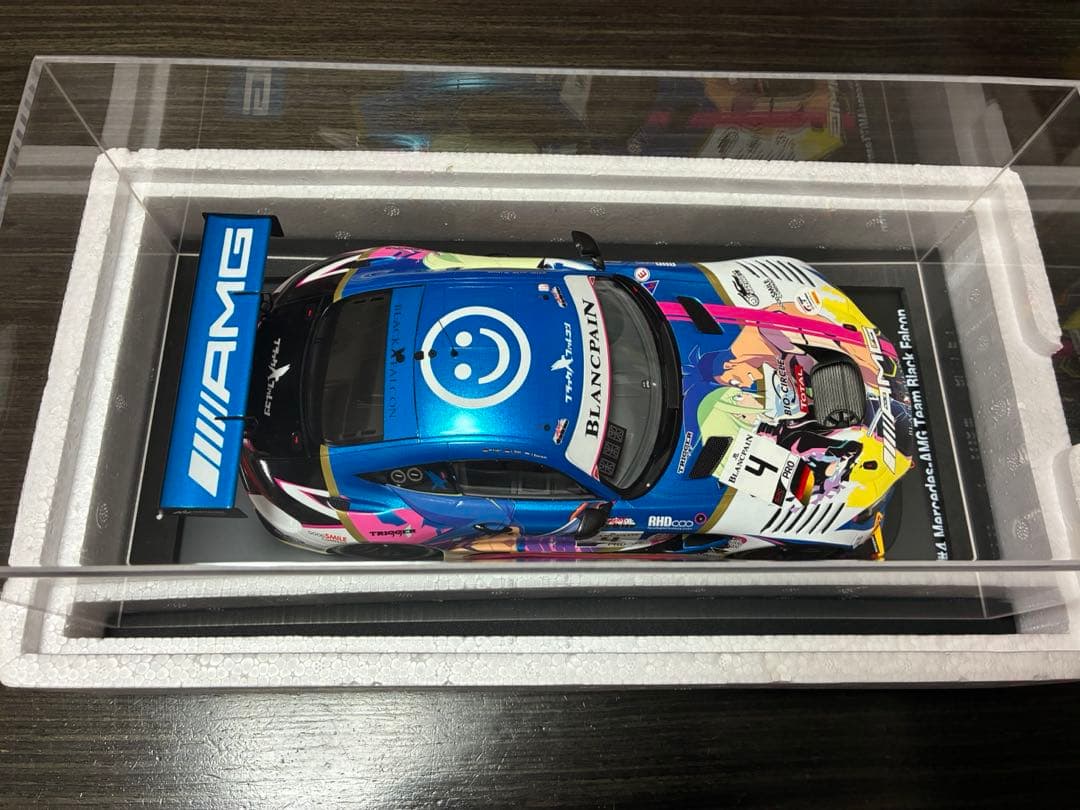プロメア　 1/18 スケール　レーシングカー　Merucedes-AMG