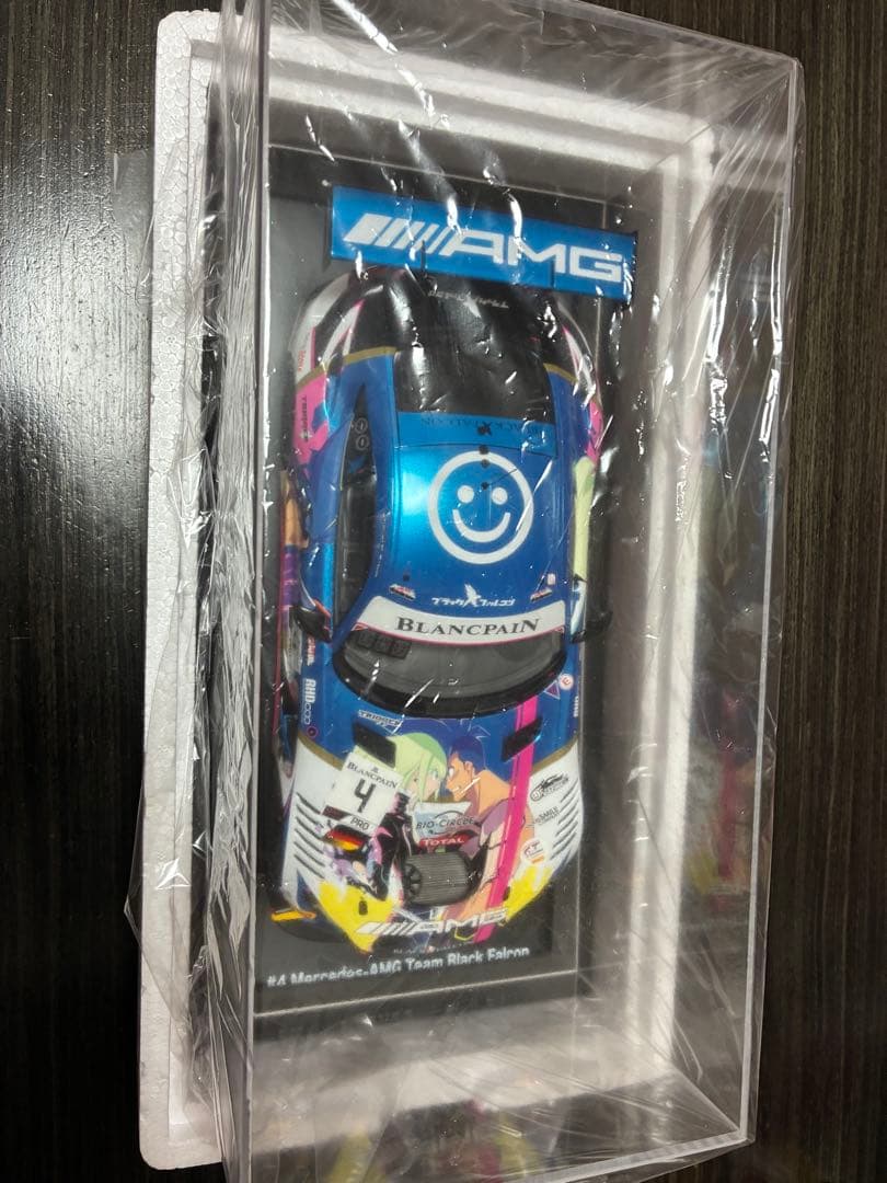 プロメア　 1/18 スケール　レーシングカー　Merucedes-AMG