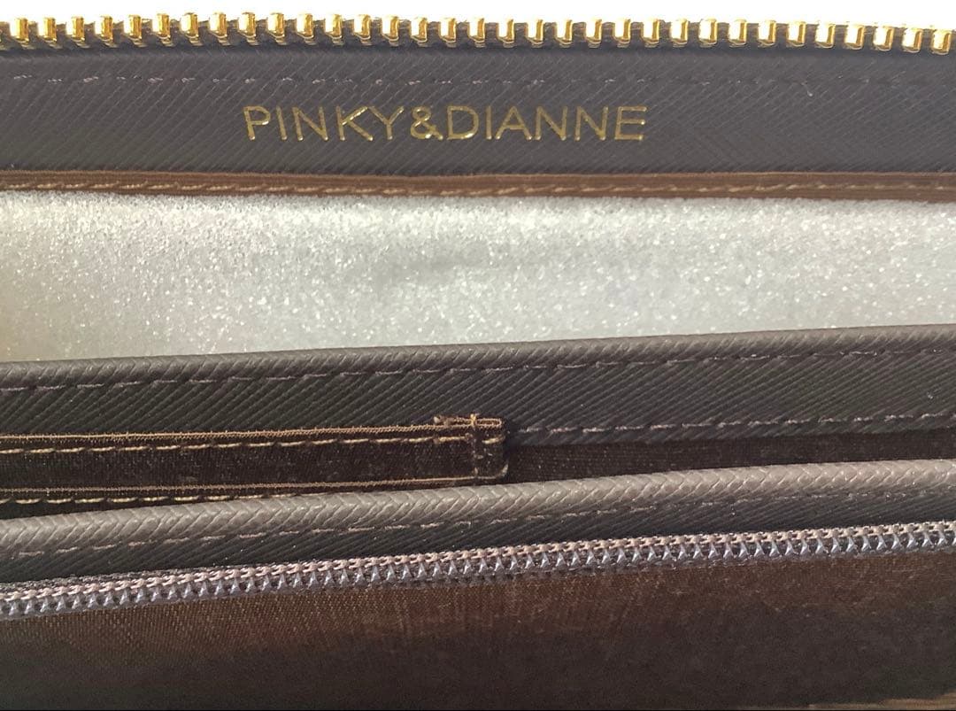 新品★ピンキー＆ダイアン★パドロック ラウンドファスナー長財布★ブラウン茶