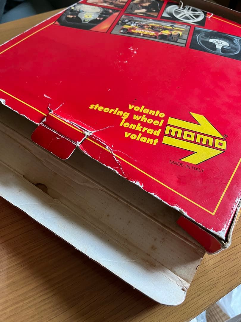 momo ステアリングホイール ウッド
