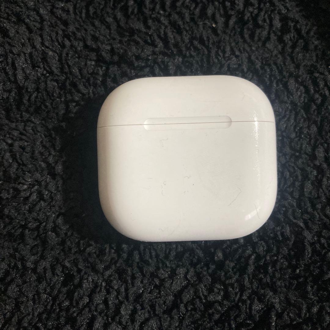 イヤホン AirPods 4