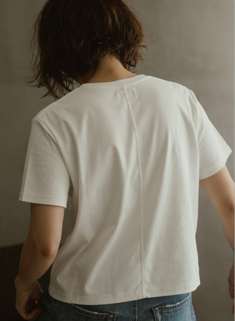meravel simple comfortable Tee　White