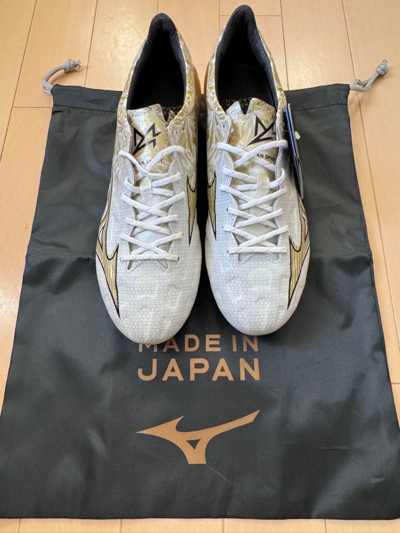 ミズノアルファ JAPAN プリズムゴールド