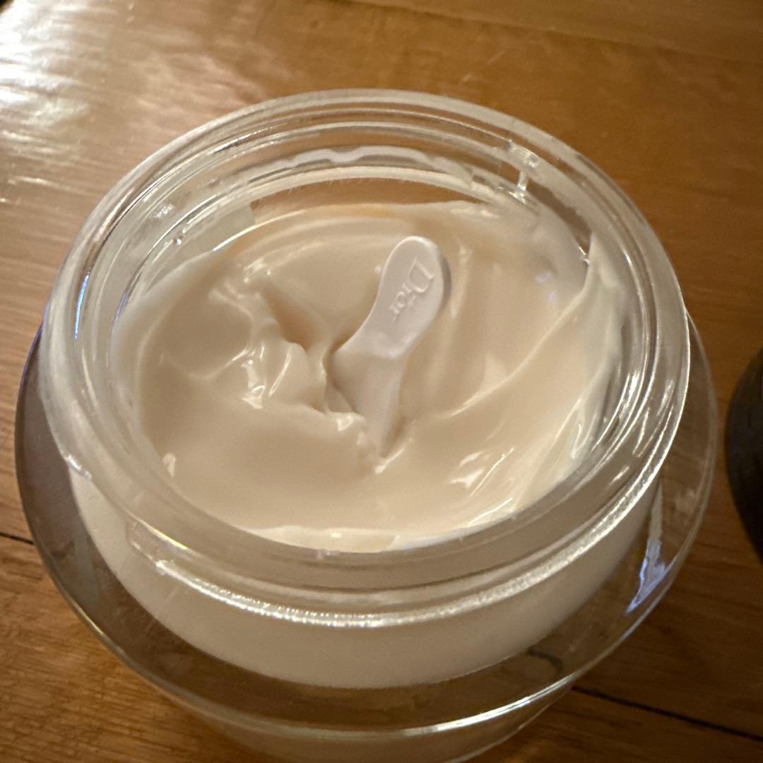 クリスチャン・ディオール ジャスミンデザンジュ ボディクリーム