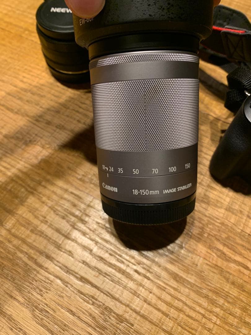 Canon EOS kiss M 18-150mmレンズセット