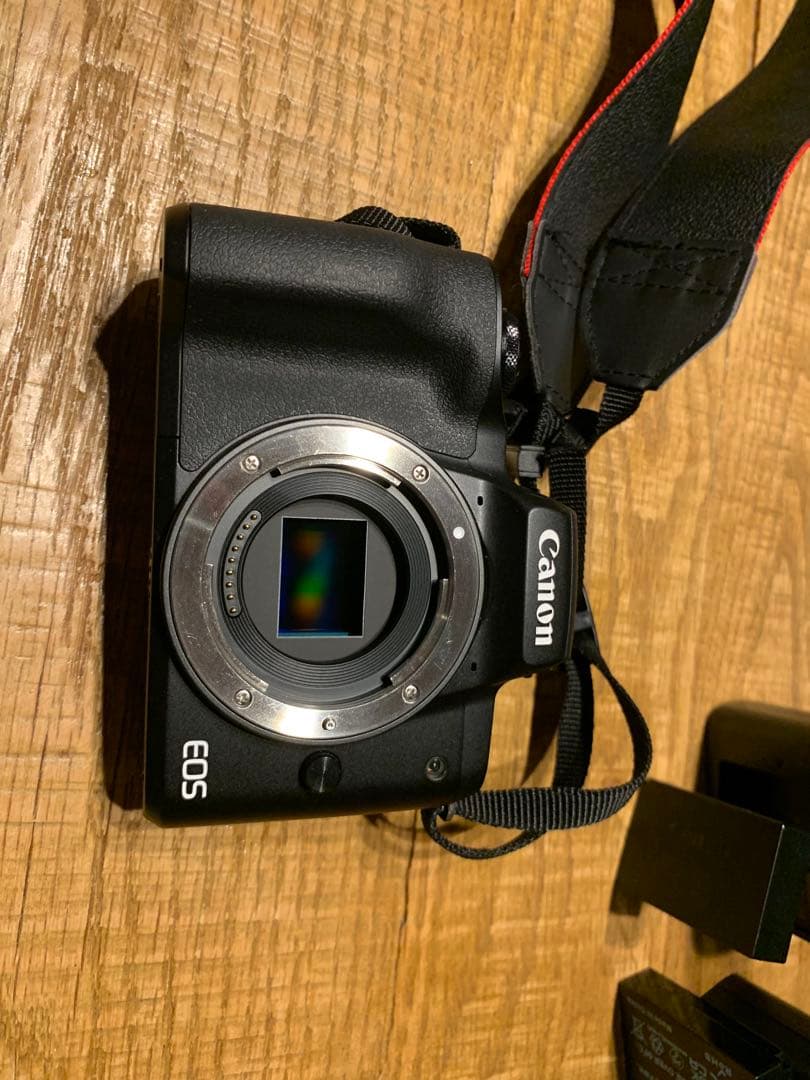 Canon EOS kiss M 18-150mmレンズセット