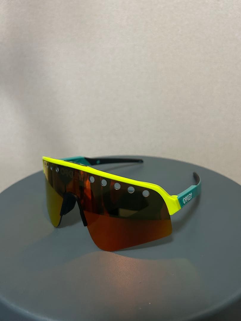 OAKLEY スポーツサングラス【oto】
