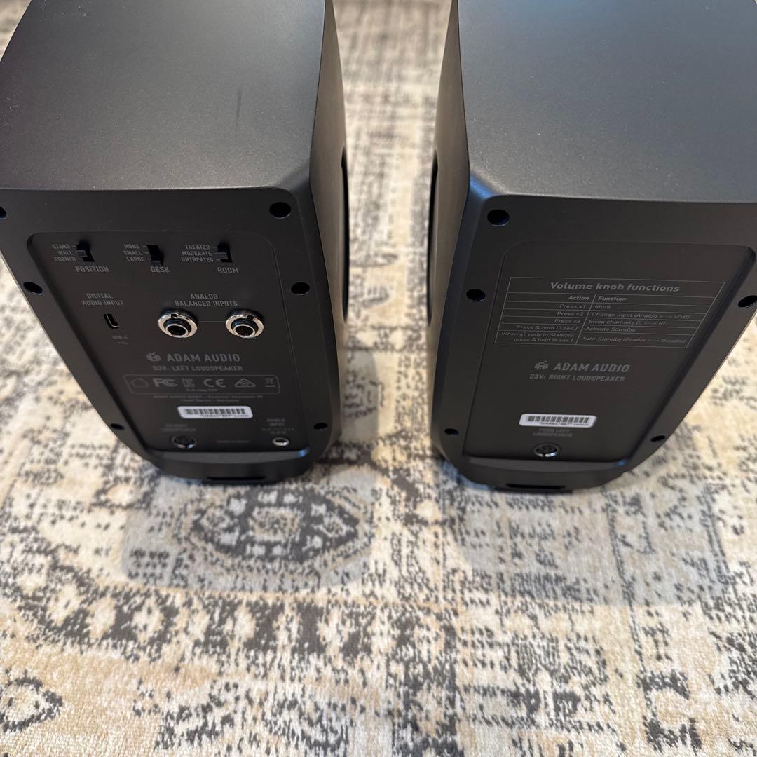 【動作確認済】ADAM AUDIO D3V（おまけTRSケーブル付）