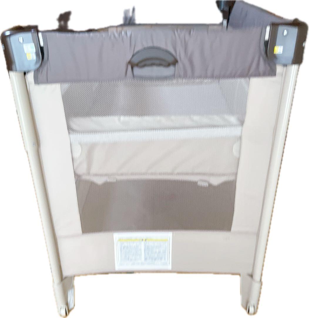 アップリカ　ココネルエアー　ベビーベッド　プレイヤード