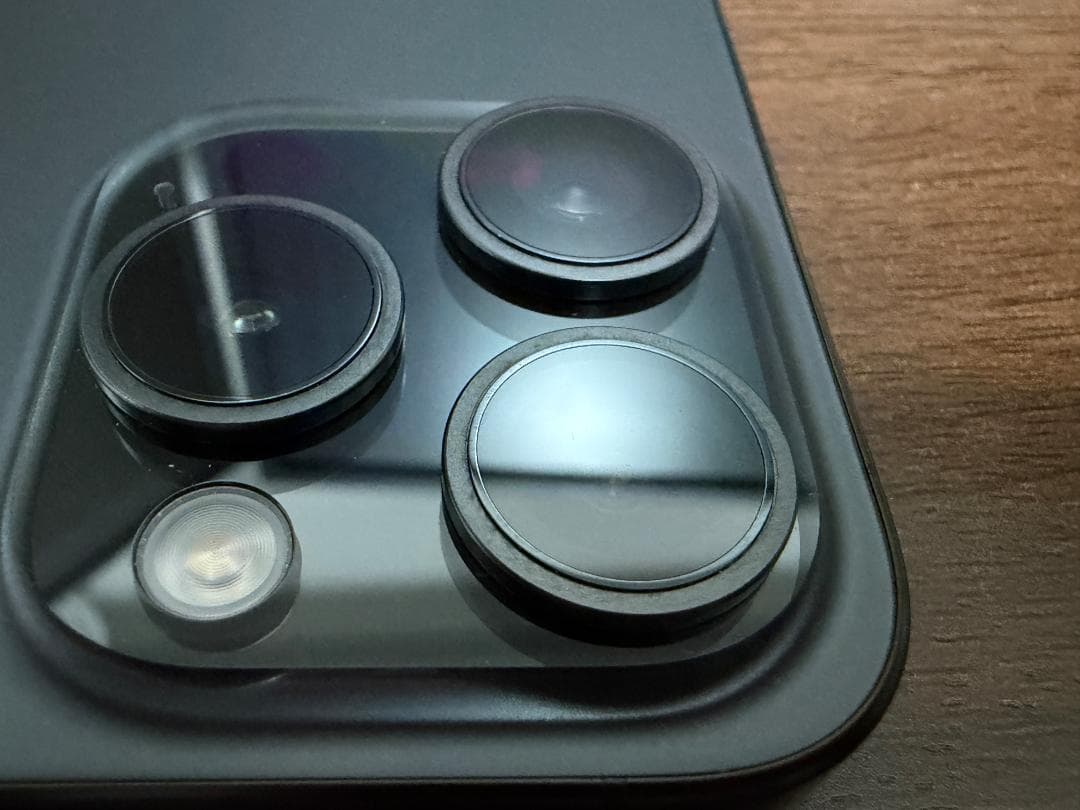 iPhone 15Pro 1TB スペースグレー 本体