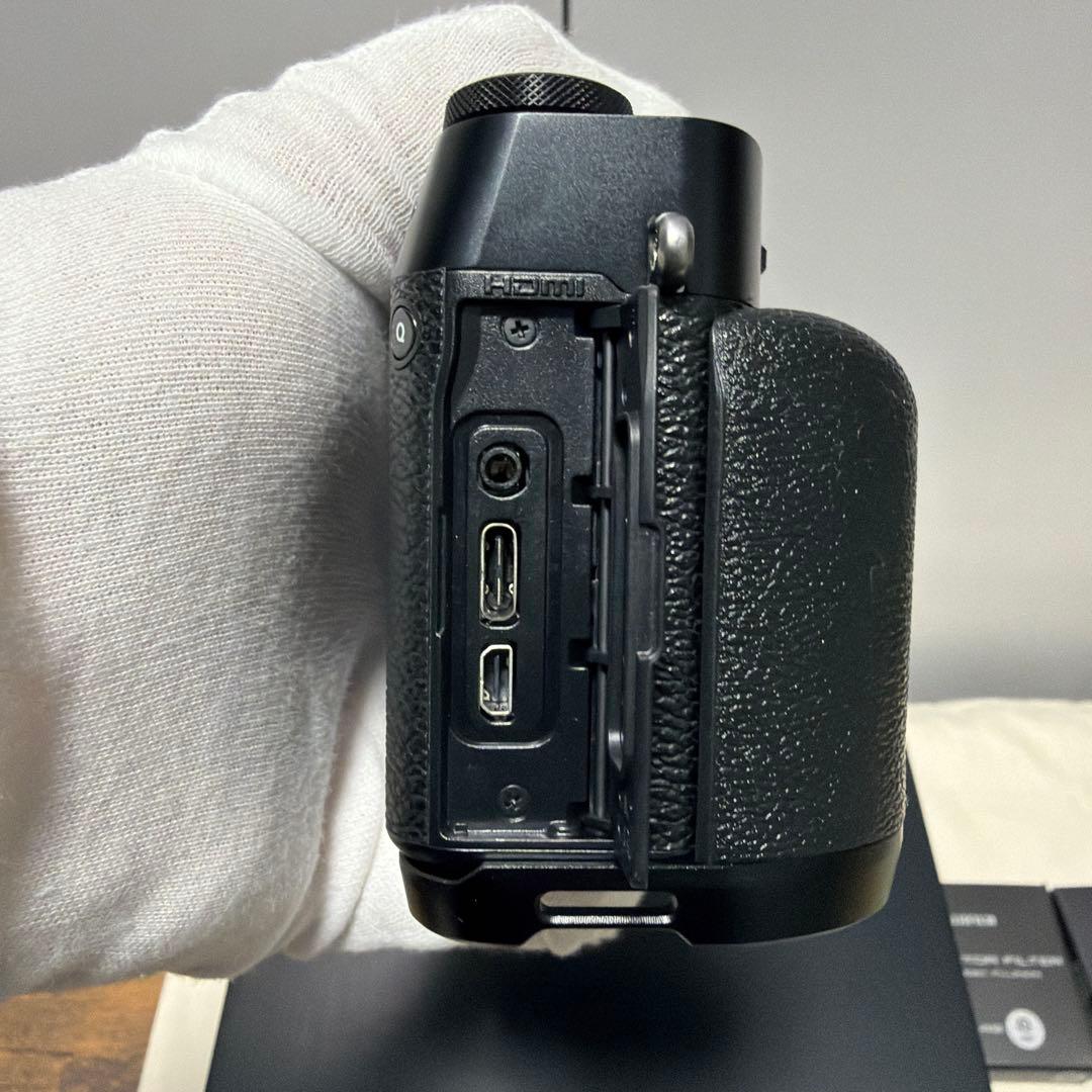 Fujifilm X100Ⅵ 日英2言語設定モデル　付属品多数