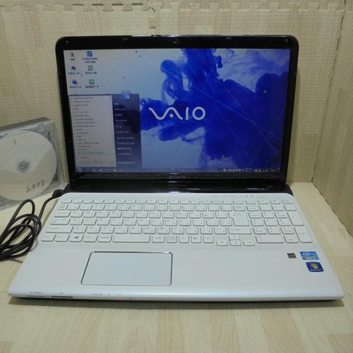 VAIO SVE151B11N　15.5 　Windows7／リカバリー済／良品