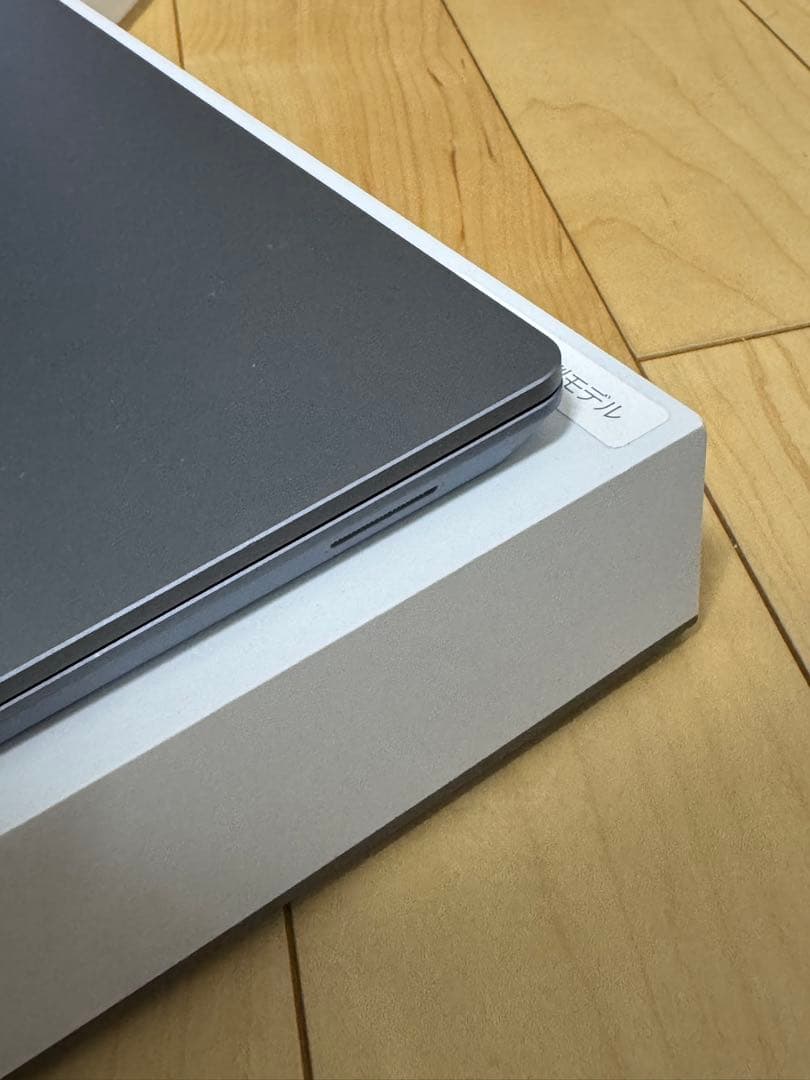 美品 Surface Laptop Go3 i5/16GB/512GB