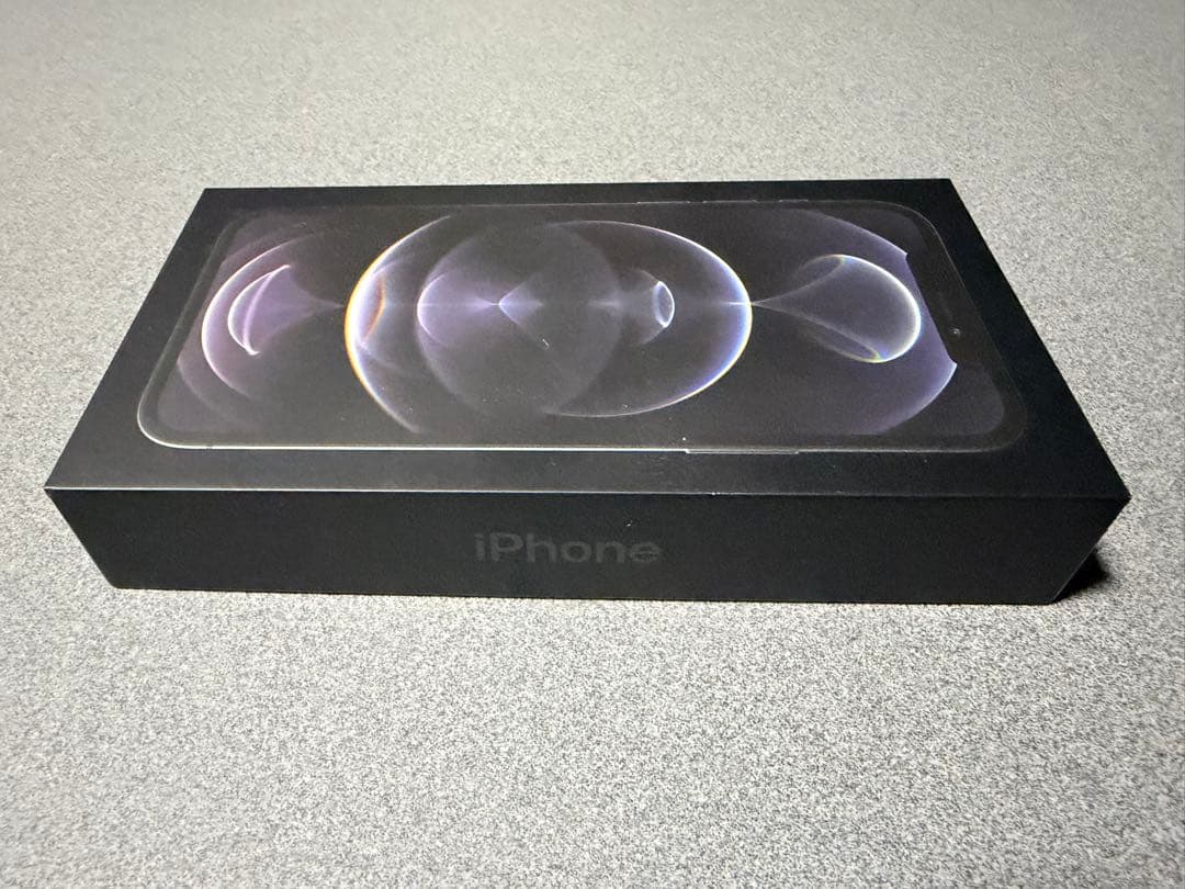 Apple iPhone 12 Pro 256GB グラファイト本体