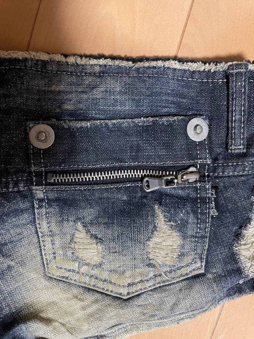 d.i.a. ラメダメージ加工 ショートパンツ サイズ25