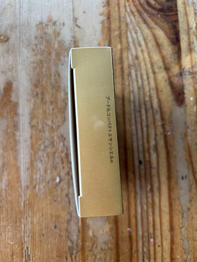 【新品】 クレドポーボーテ プードルコンパクトエサンシエルn フェイスパウダー