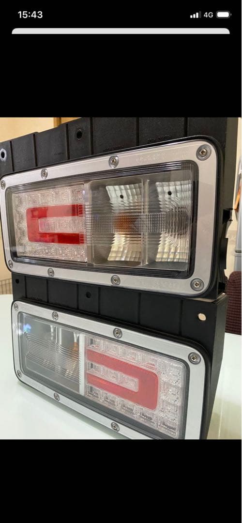 日野　HINO 純正　テールランプ　LED