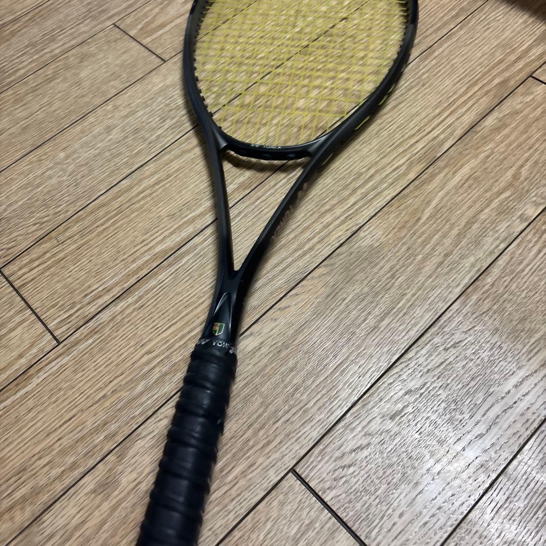YONEX オーバーサイズラケット ブラック/イエローボルトレイジ8V 新カラー