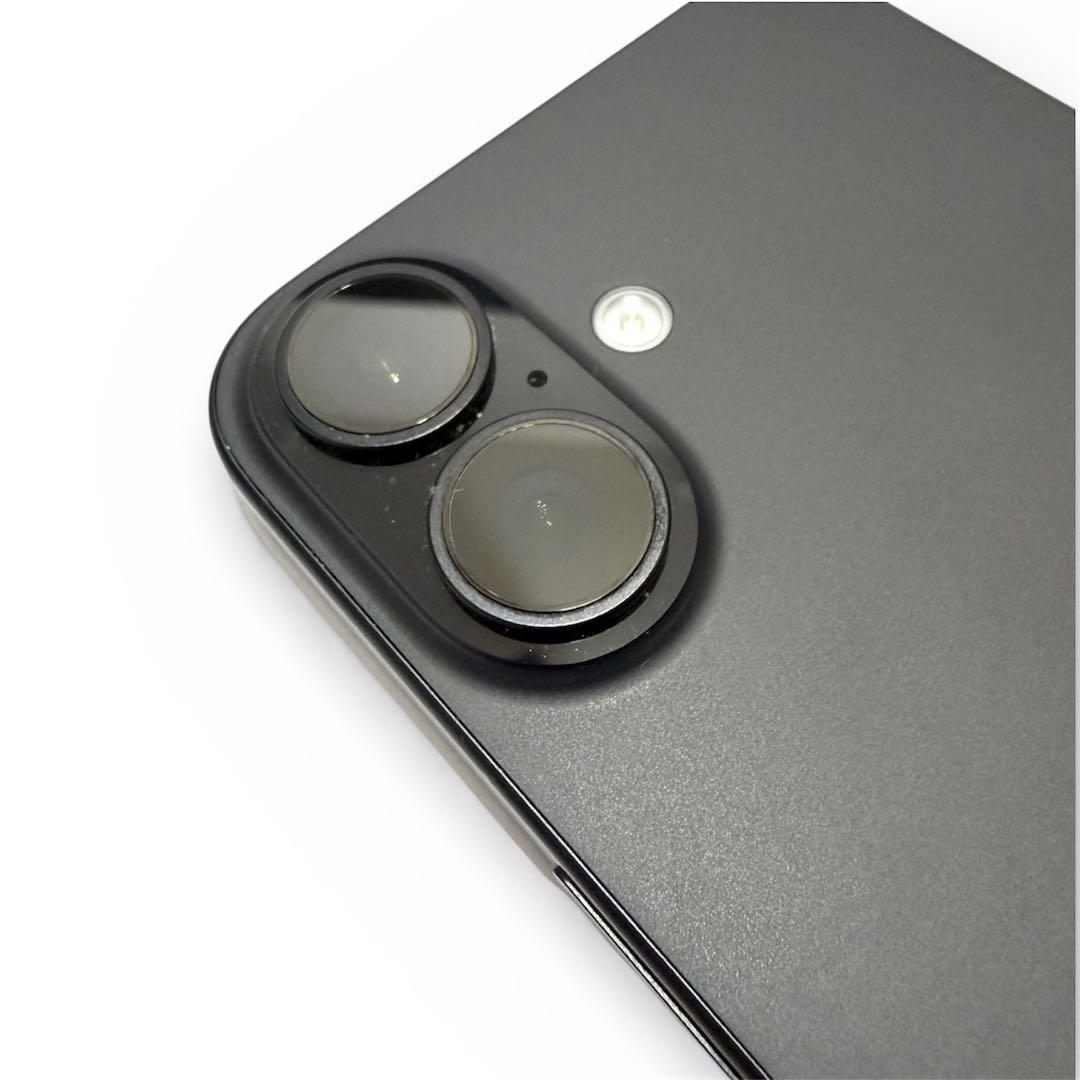 美品 iPhone16 256GB ブラックSIMフリー MYDW3J/A