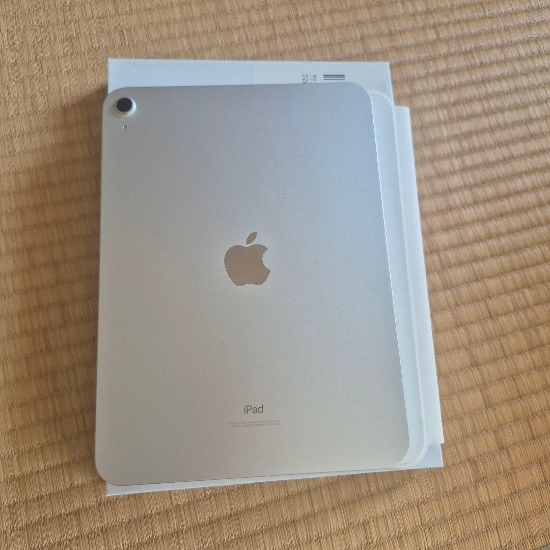 新品同様★iPad第10世代 Apple iPad 64GBシルバー
