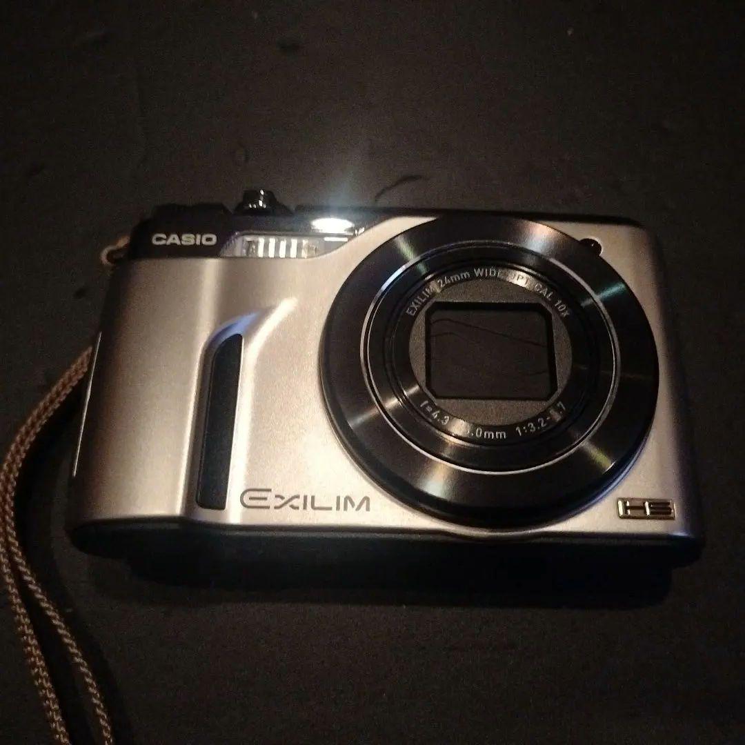 CASIO EXILIM EX-FH100 シルバー