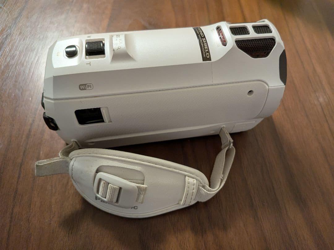 ジャンク？撮影時真暗。Panasonic 4K ビデオカメラ ズーム