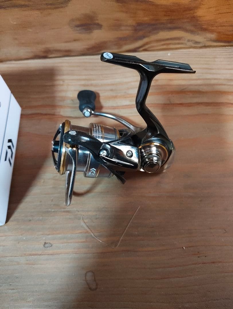 DAIWA 20ルビアス 20LUVIAS 2500 スピニングリール