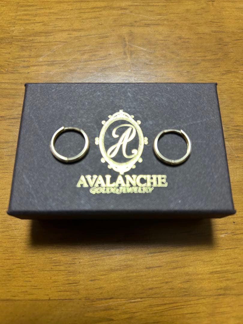 AVALANCHE ゴールド ピアス(両耳用) 10K 15mm