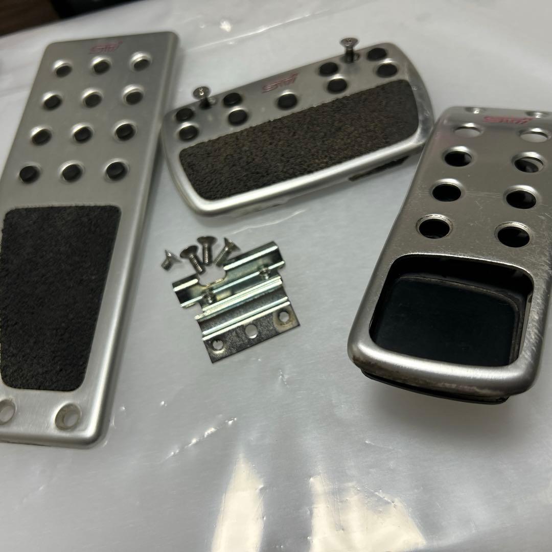 スバル　STI フットペダル