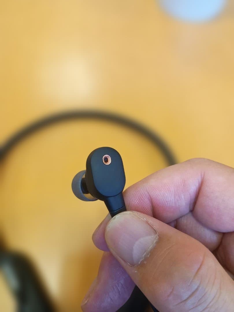 SONY WI-1000XM2　ブラック