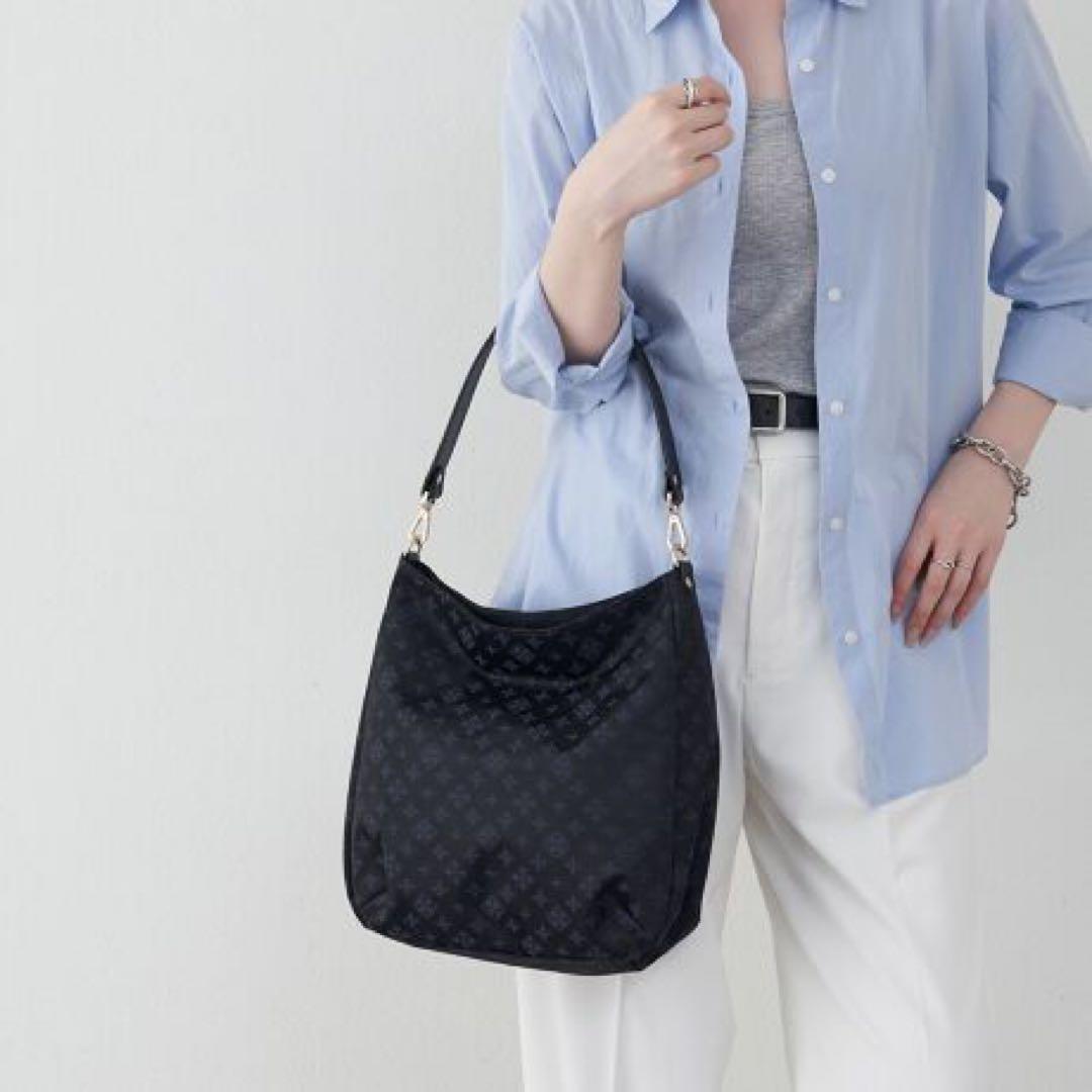 ★新品タグ付き★ラシット ラージショルダーバッグ(CE-1178)