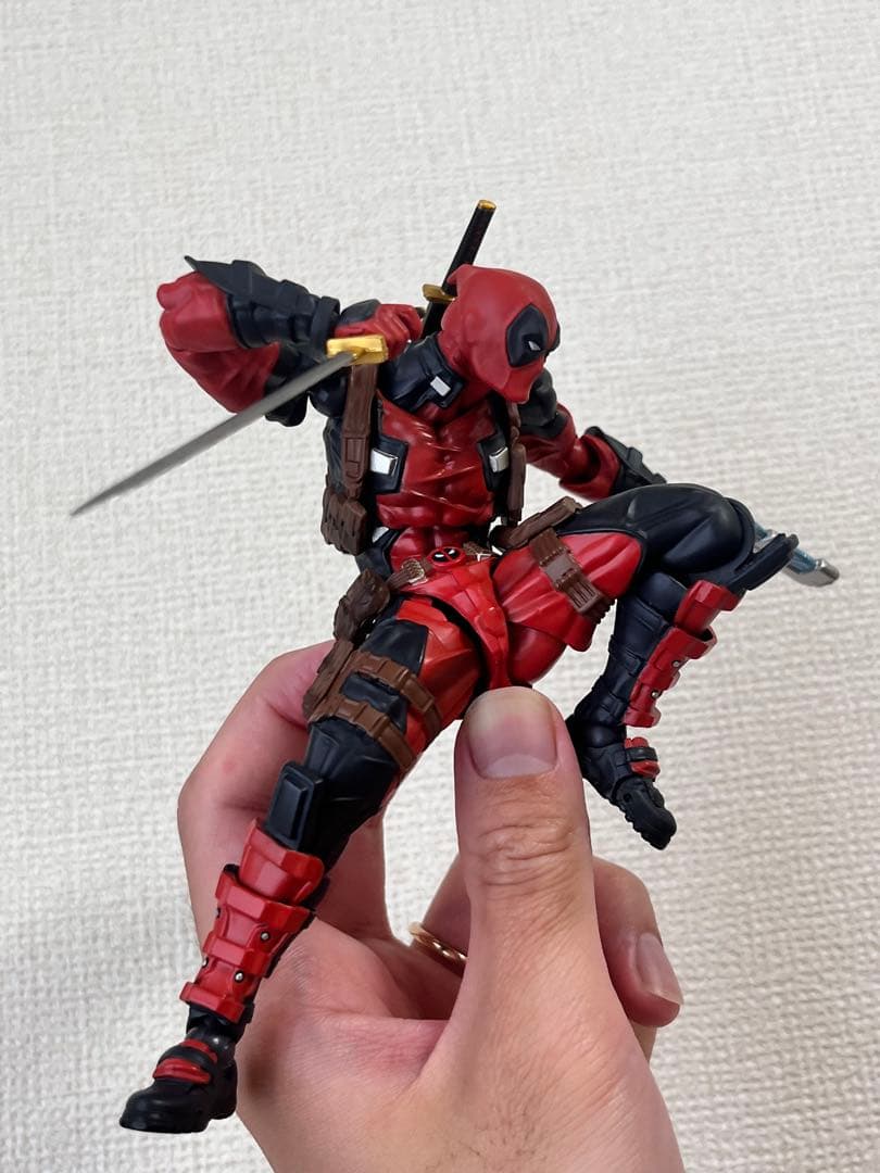 リボルテック　アメイジングヤマグチ　デッドプール Ver.2.5