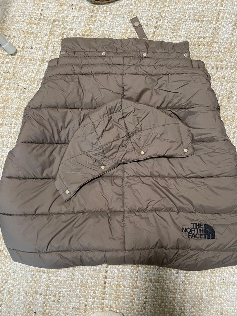 THE NORTH FACE ブラウン ダウンスリーブ