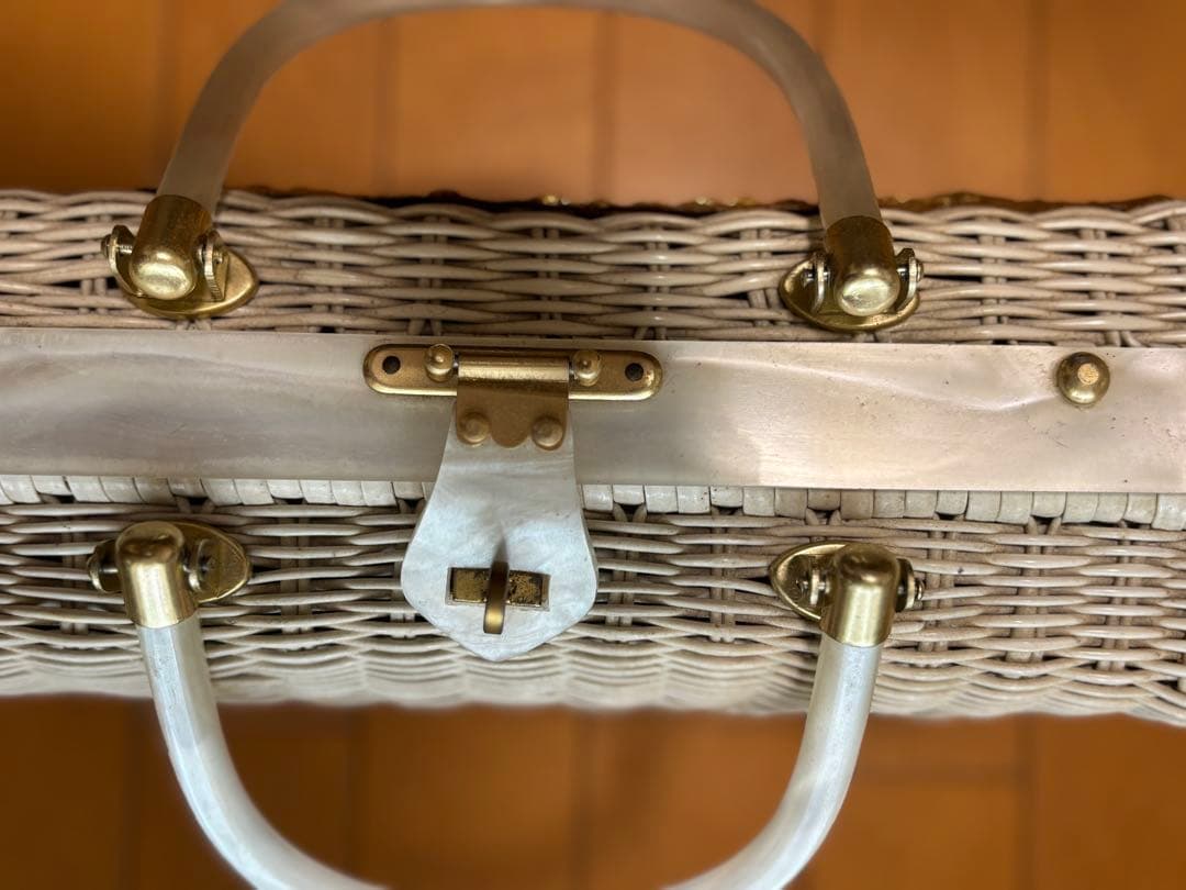 貝殻　アンティーク　かごバッグ