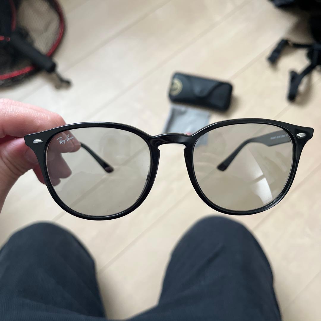 Ray-Ban ラウンド型サングラス ブラック